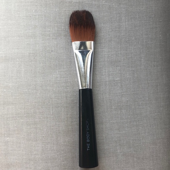 The Body Shop Makeup Free Body Shop Foundation Brush Poshmark